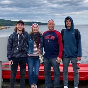 Meet your Posher, Theresa